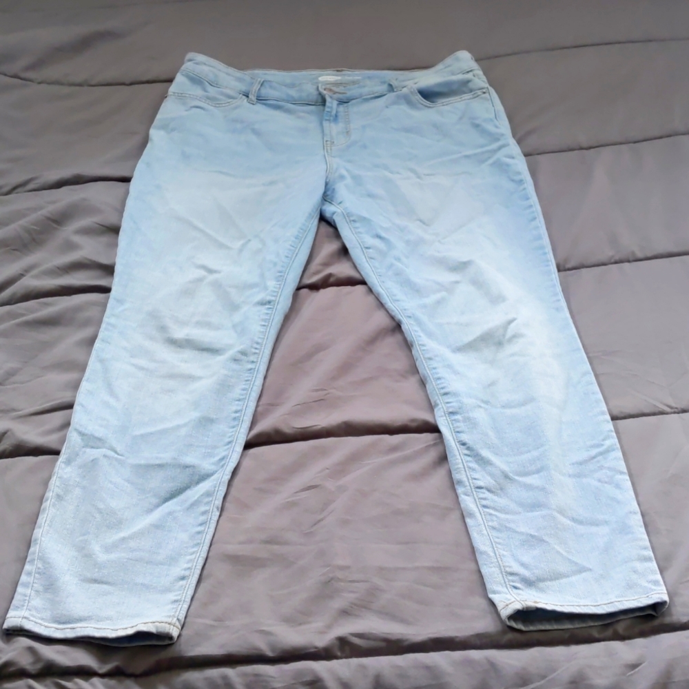 Old Navy skinny jeans